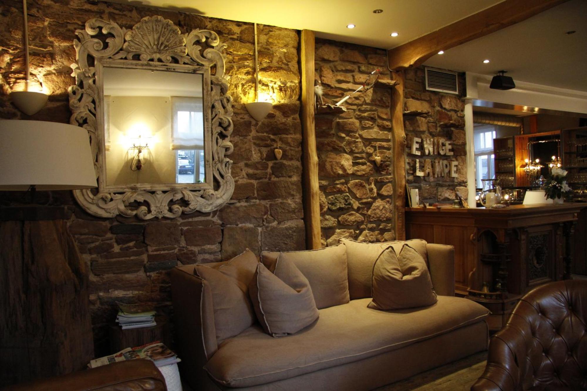 Zur Ewigen Lampe Romantisches Landhotel & Restaurant Nideggen Exteriör bild